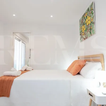 Comfortable And Charming With Terrace By Rems * Malaga