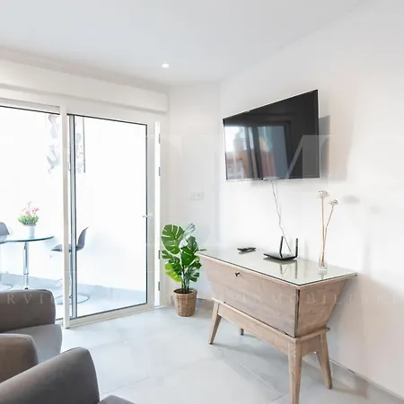 Comfortable And Charming With Terrace By Rems Apartment Malaga